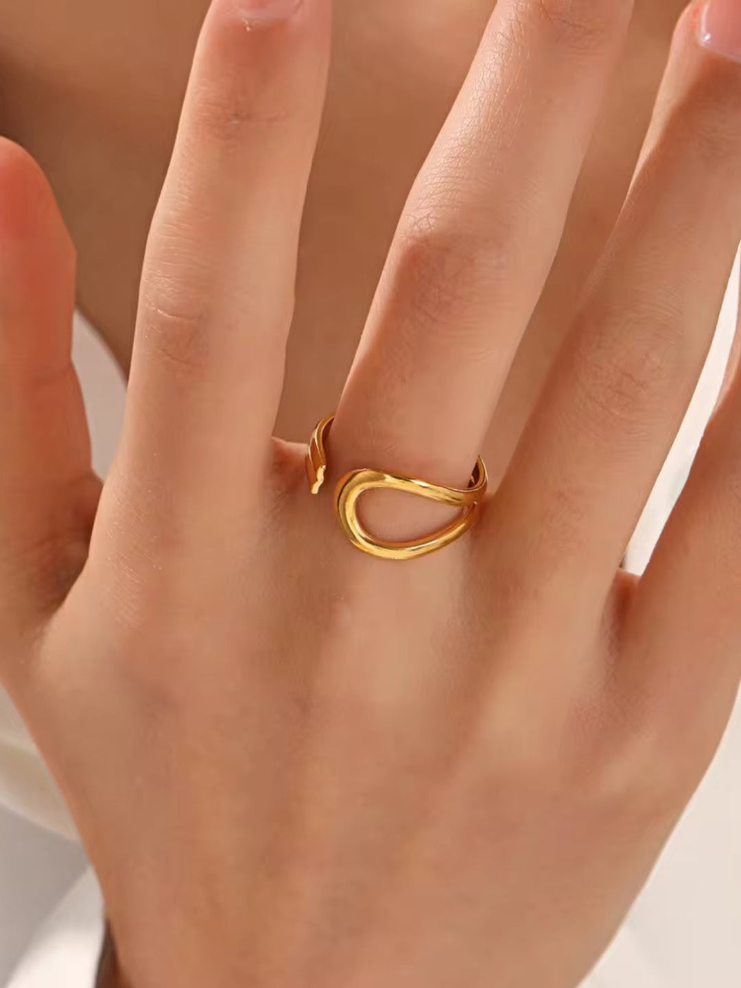 Cora Ring (Adjustable)