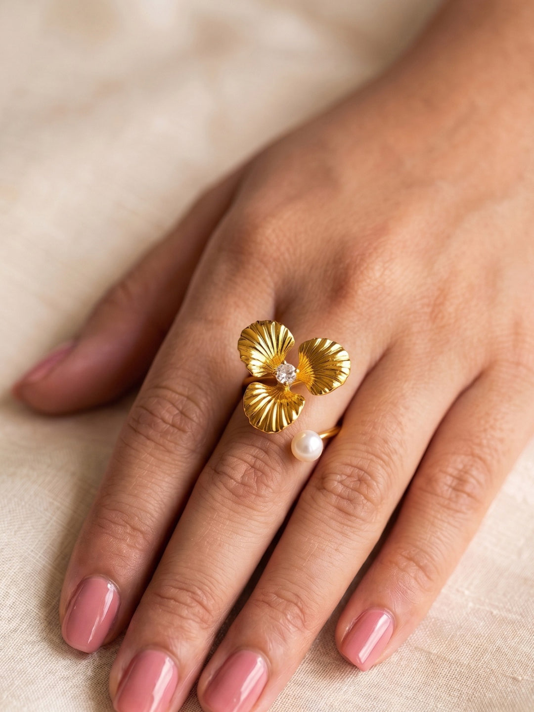 Gia Ring (Adjustable)