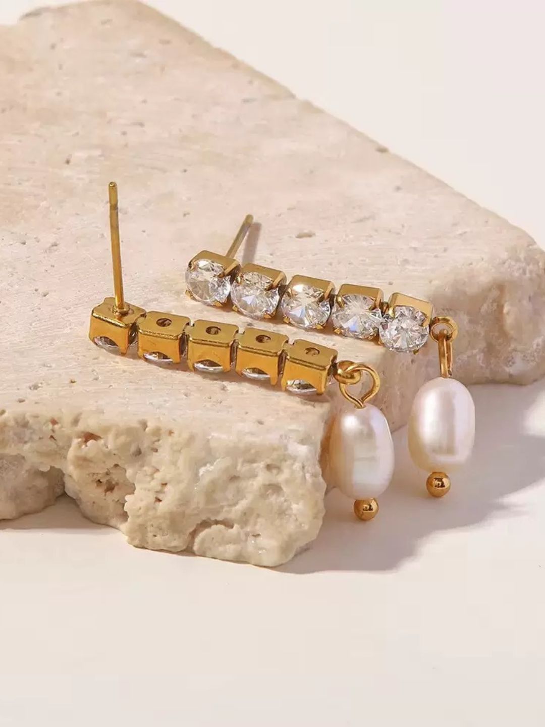 Ariana Earrings