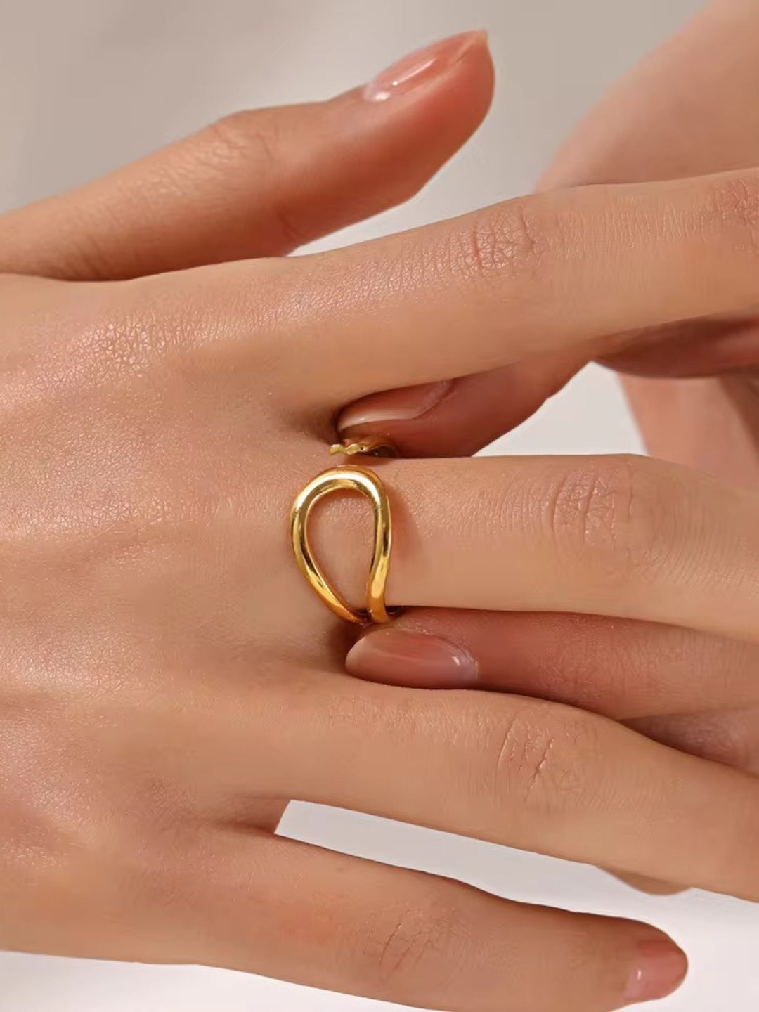 Cora Ring (Adjustable)