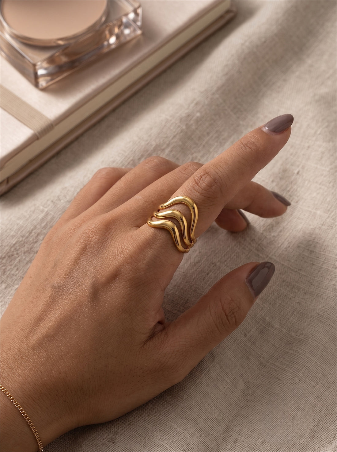 Wavy Ring (Adjustable)