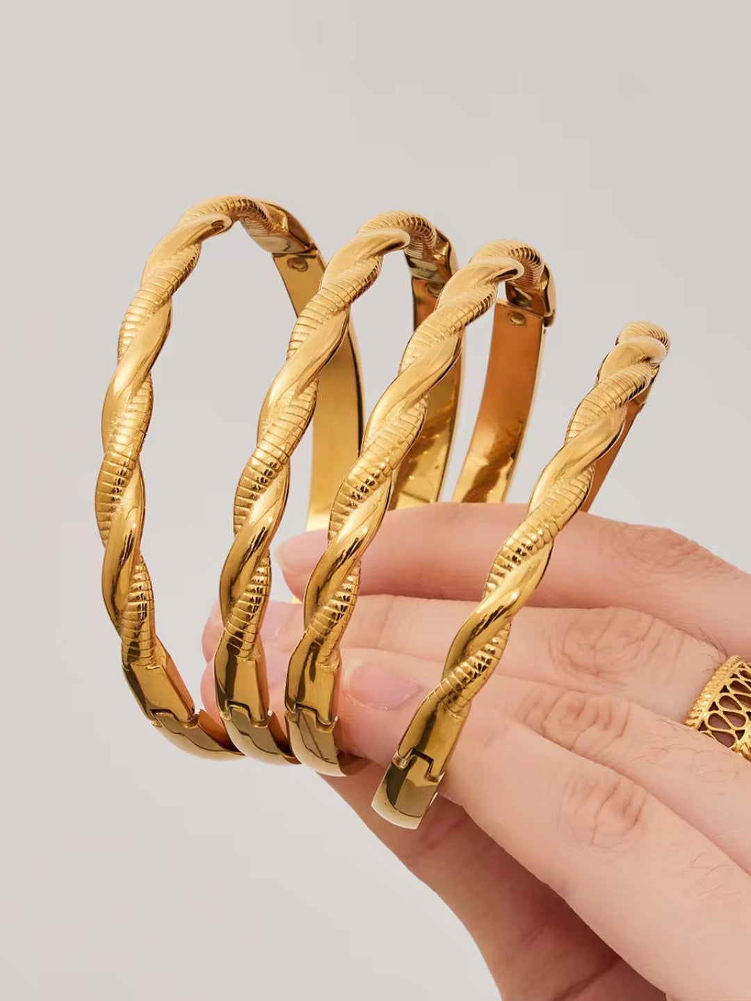 Twisty Bracelet