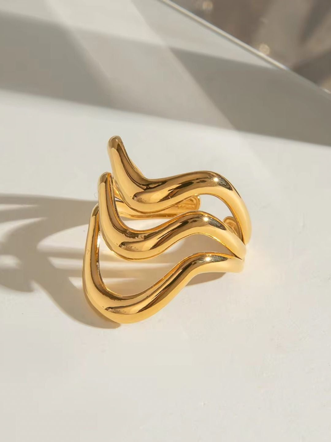 Wavy Ring (Adjustable)