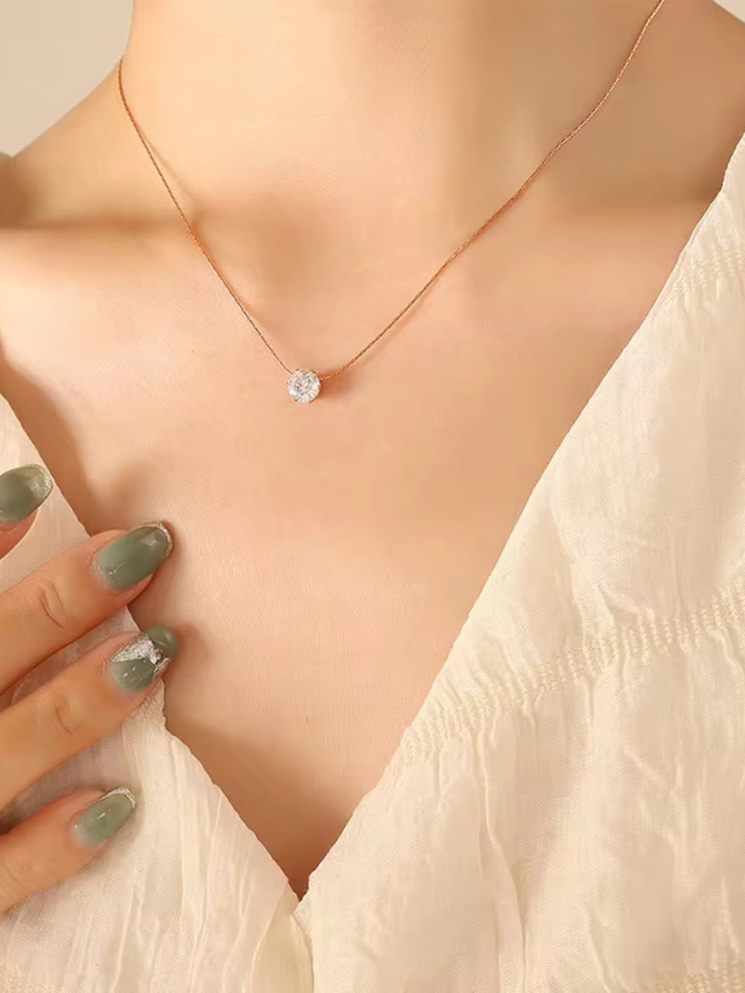 Minimal Solitaire Necklace