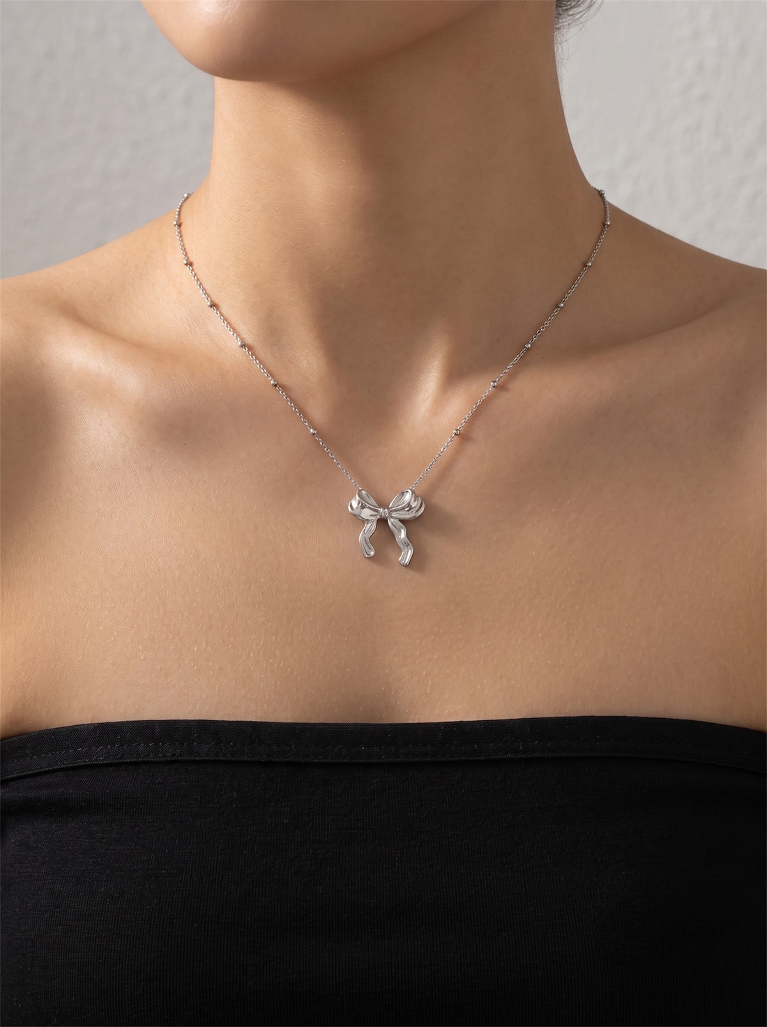 Silver Bow Necklace