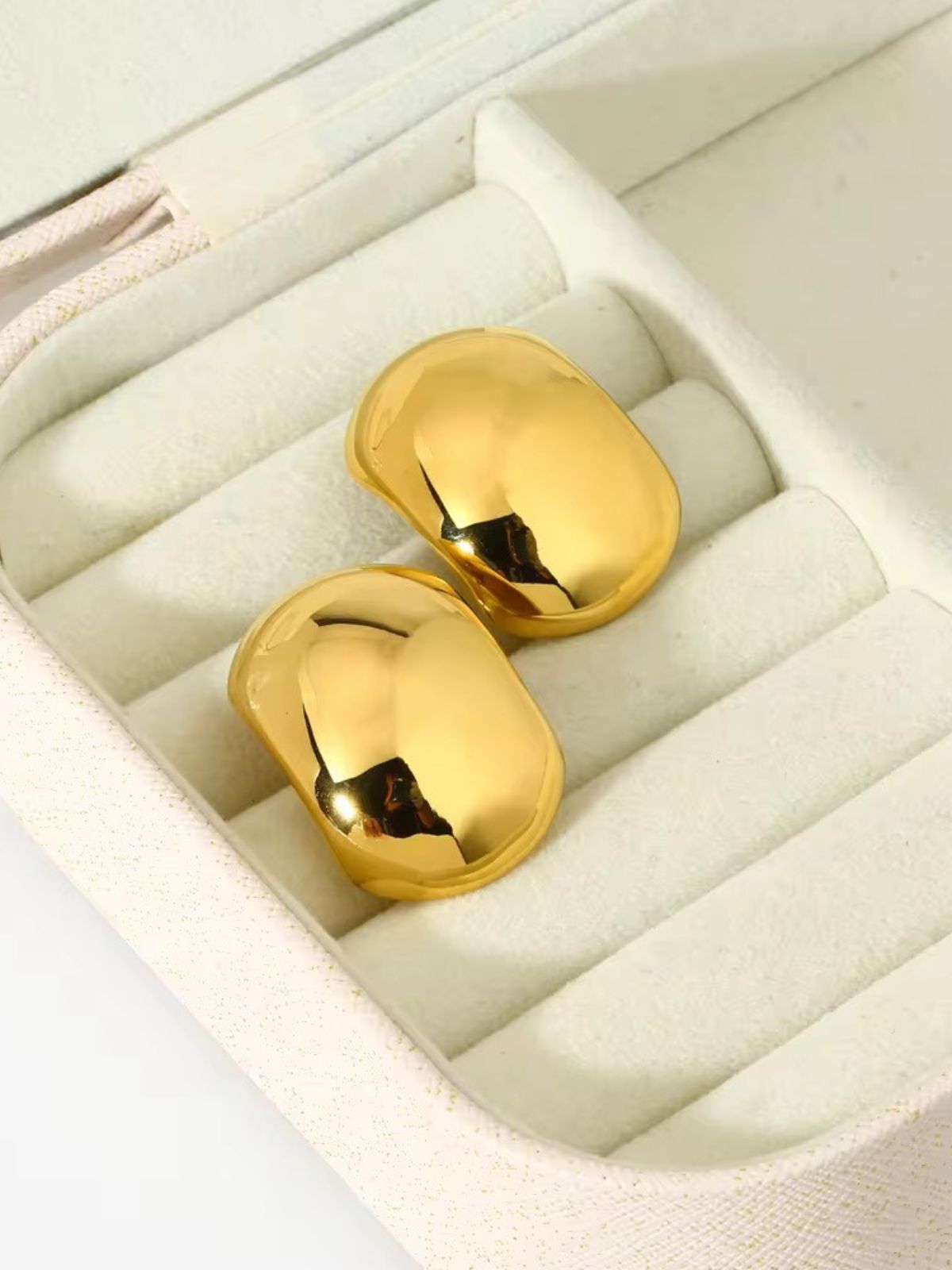 Cami Earrings